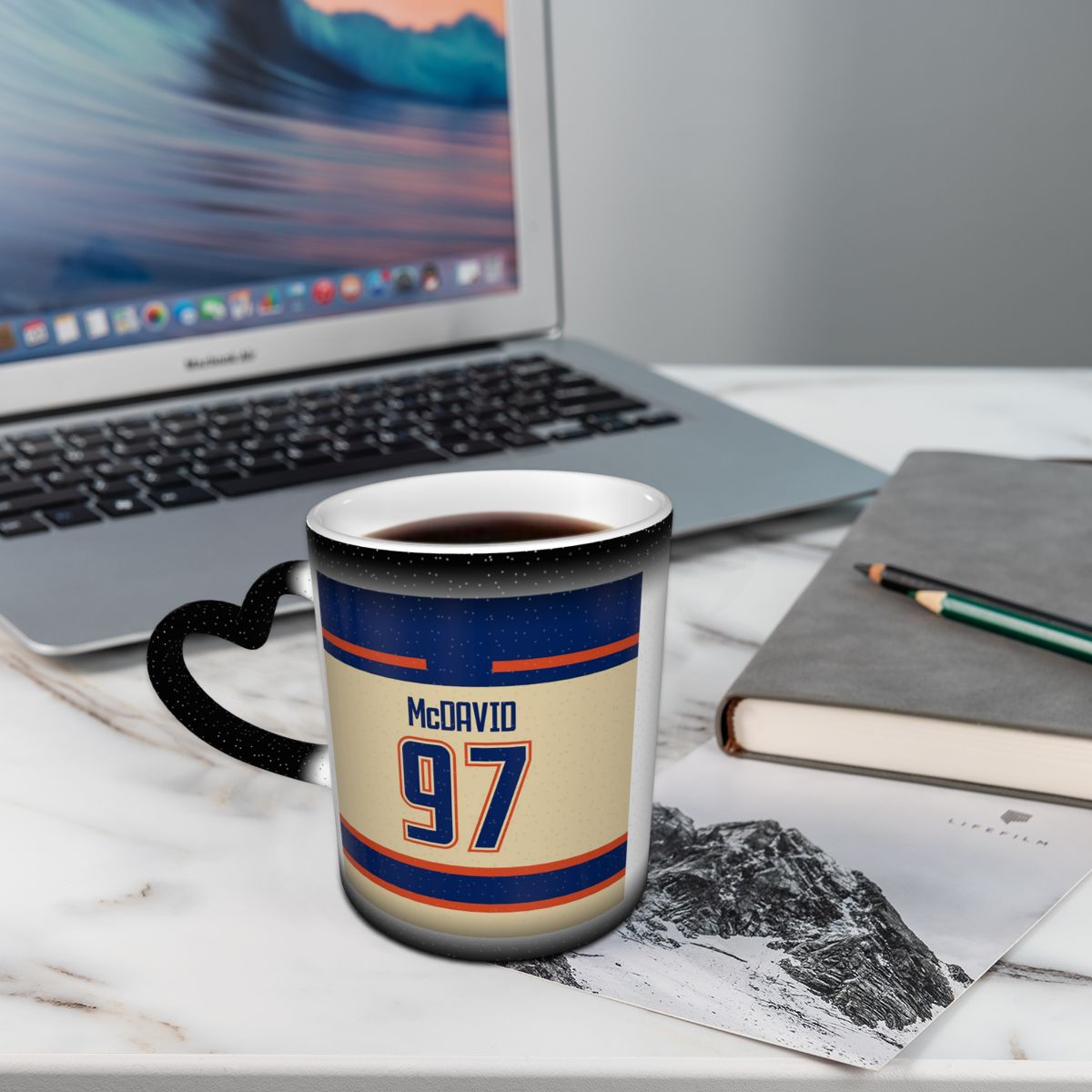Alternative To Coffee And Tea - Connor McDavid Mug Alternatif Cangkir Kopi